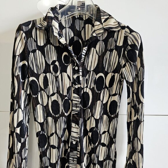 Retro Abstract Pebble Blouse - Picture 2 of 10